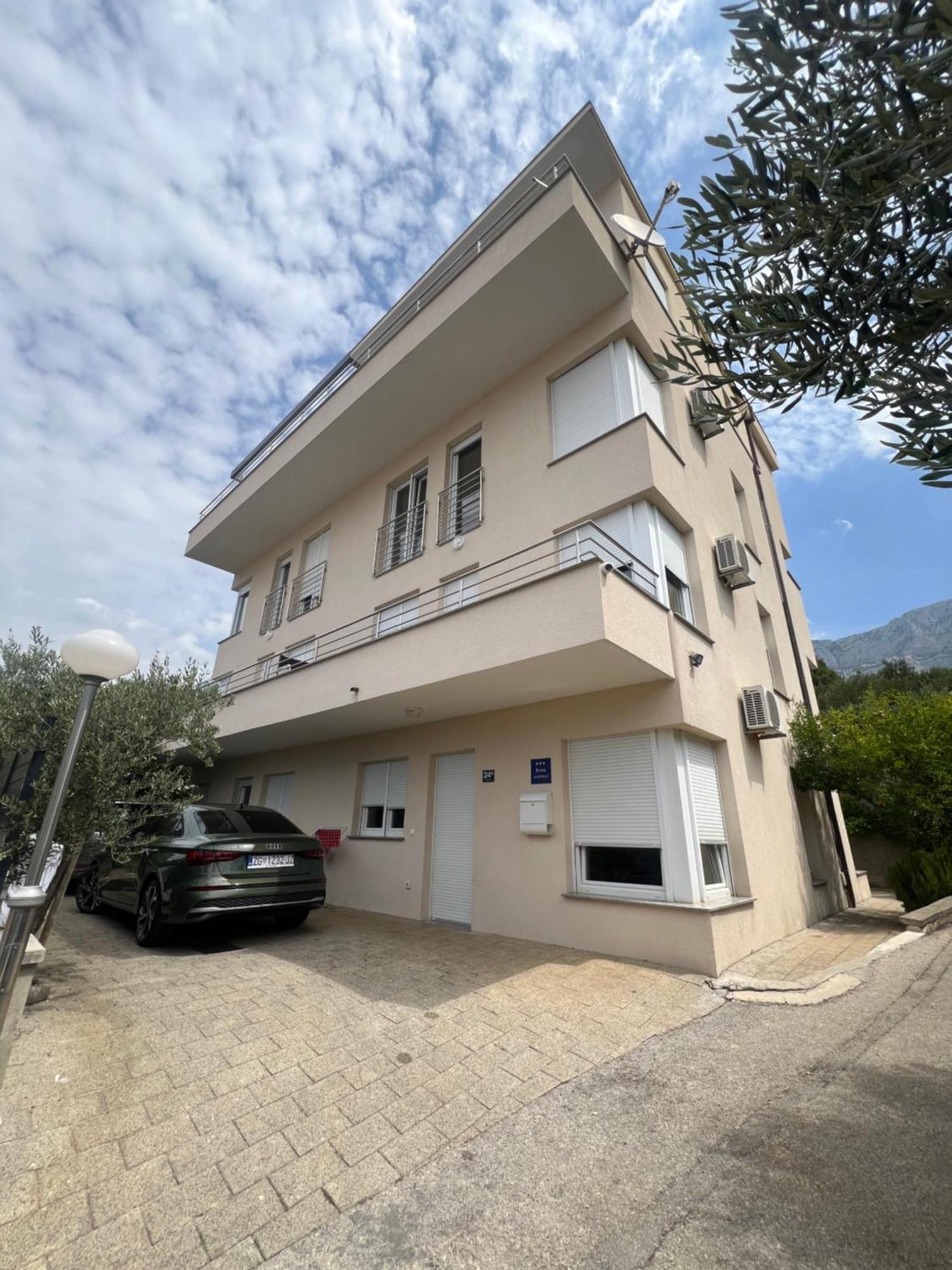Villa Jurisic Tučepi Exterior foto